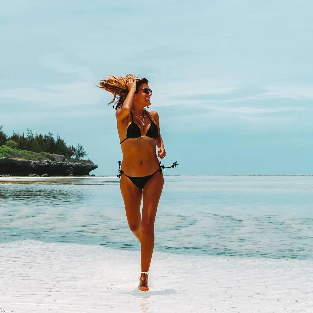 Black String Side-tie Bikini Bottom Wavy Edges - Bottom Ambra Preto Eva Micro - Image 7